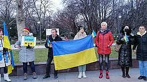 Украинка падна на колене пред Путин! Какво го помоли