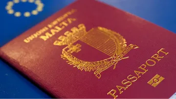 Малта отряза руснаците от "златни паспорти"