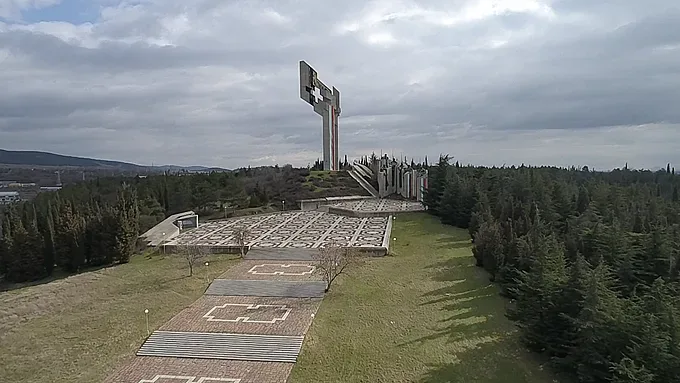 32-метров трибагреник обгърна „Самарското знаме“ в Стара Загора