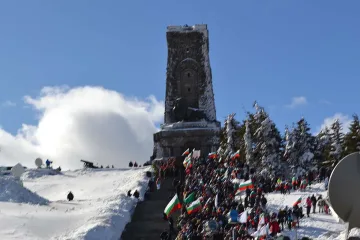 Организация на движението към и от връх Шипка