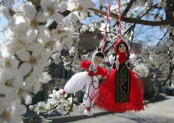 Честита Баба Марта! Три легенди за мартеницата