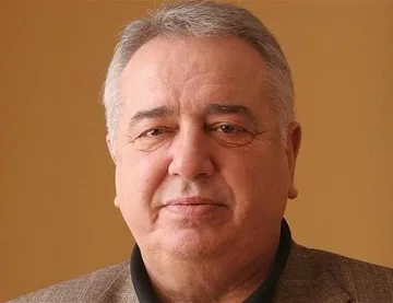 Бивш ректор на УНСС загина в катастрофа