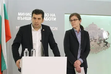 Петков с последни новини за евакуирането на българи от Украйна