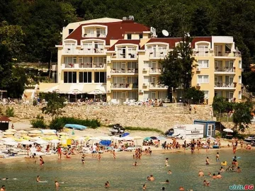 Добро сърце: Хотел в Балчик отваря за  бежанци