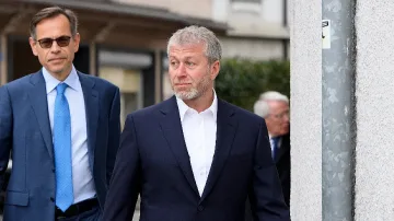 Удар за милиарди. Джонсън погна Абрамович