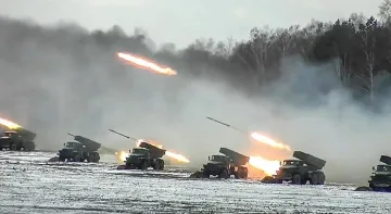 Русия удря Украйна и от Беларус, включи се артилерия