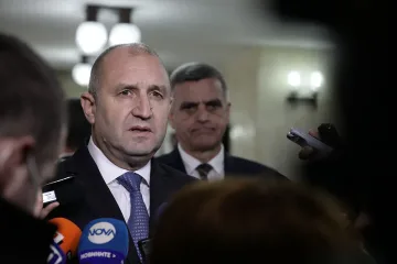 Радев свика институциите, очаква се изявление