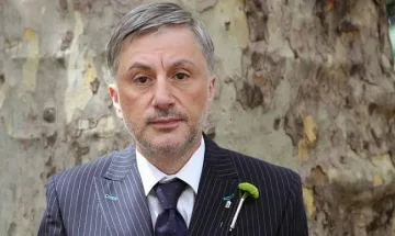 Какво става с кучето на Денди след смъртта му