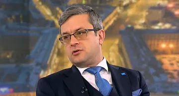 Тома Биков с нова версия какво е "Барселонагейт"