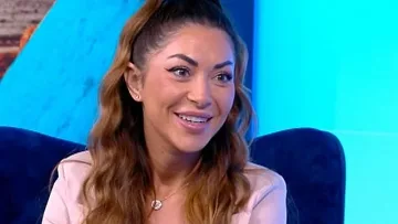 Какво каза стюардесата от "Ергенът" за бельото на Блага