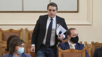 Василев не искал да дава торби с пари за проекти на хартия