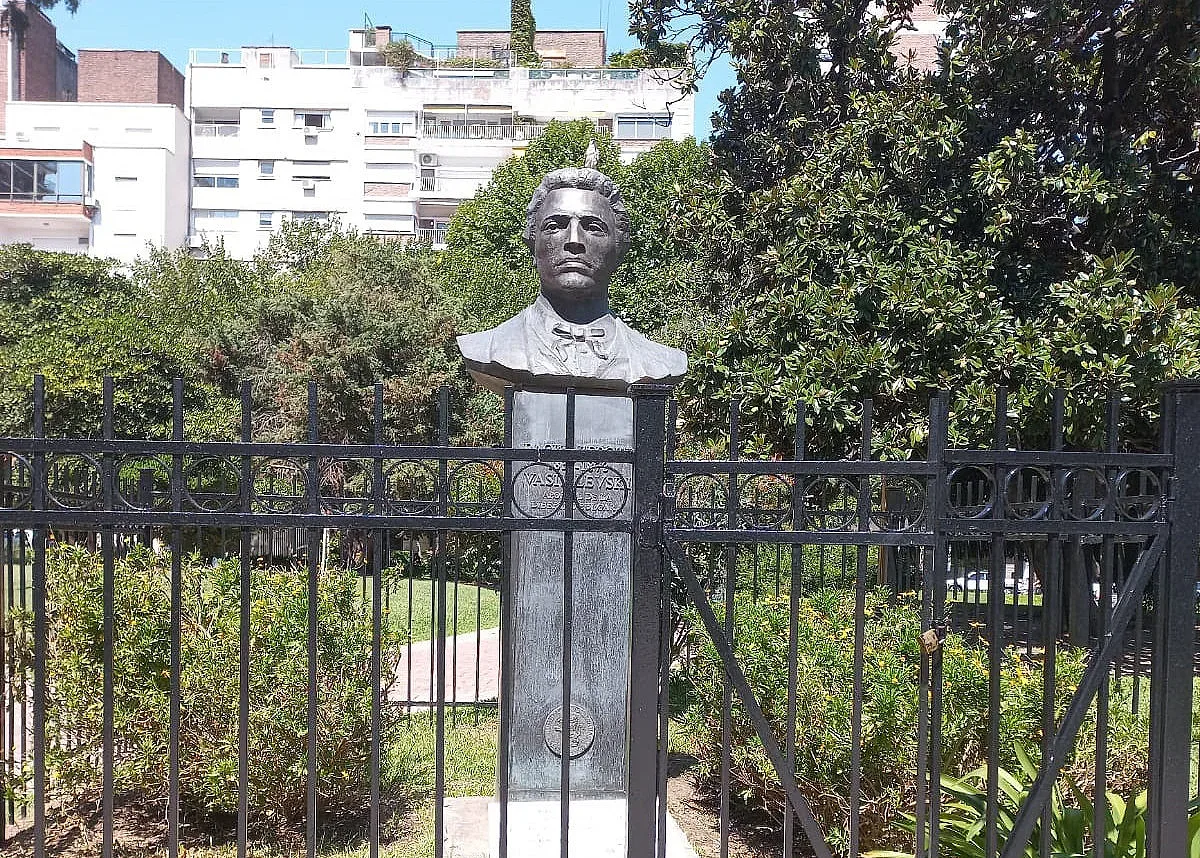 Реставрираха бюста на Васил Левски в Буенос Айрес