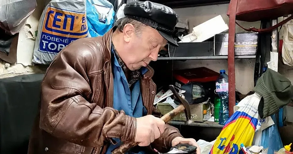 БГ обущар изуми! Какво си е купил с парите