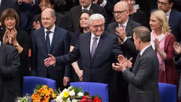 Меркел подкрепи втори мандат на президента на Германия