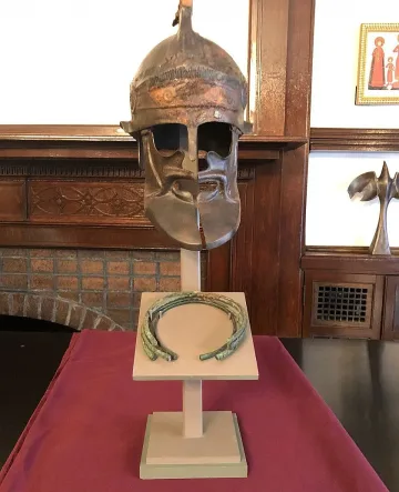 САЩ ни върнаха шлема на Филип Македонски, как се е озовал в Ню Йорк