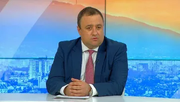 Земеделският министър разкри тежки нарушения в държавно дружество