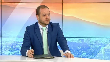 Сандов каза защо се бави магистралата през Кресненското дефиле