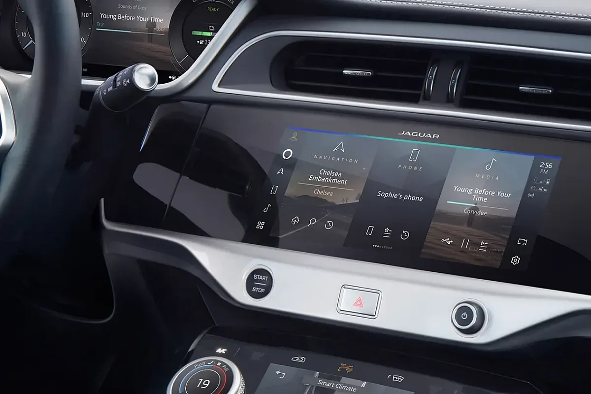 Alexa ще се появи в хиляди автомобили Jaguar и Land Rover