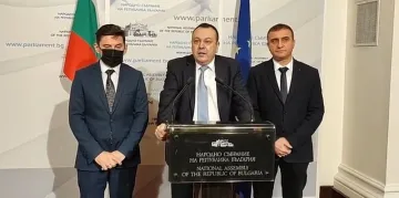 ДПС разкри чудовищна търговия със златни паспорти, има и имена