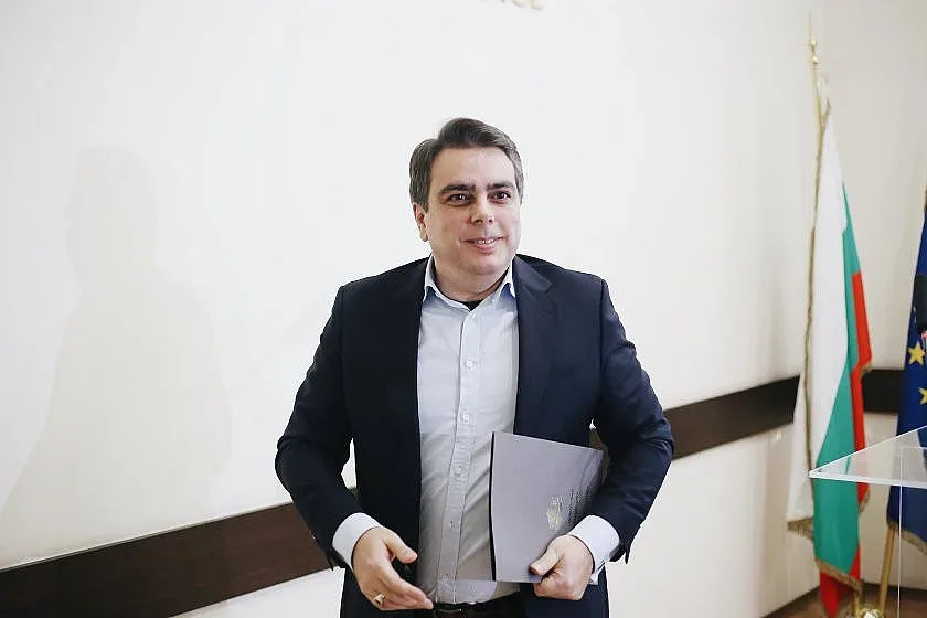 Бюджет 2022: Растеж или разточителство