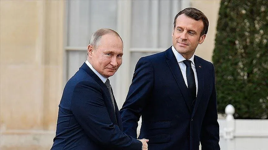 Напрежение. Макрон изостри тона към Путин