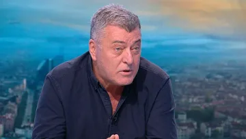 Калановски, ДБ: Няма да клатим лодката на това управление