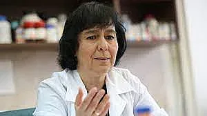 Микробиолог: Омикрон не може да бъде хванат с бърз тест в началото