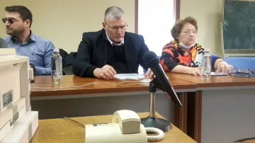 Фейсбук провали работната група за COVID, отнасят въпроса до Петков