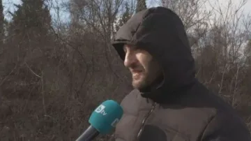 Издирват мъж в черно, стрелял по собственик на заложна къща