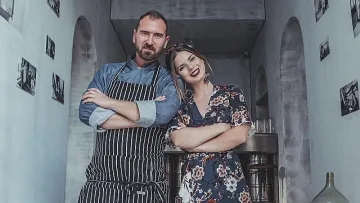 Токев влиза зад решектите. Кой поема бизнеса му