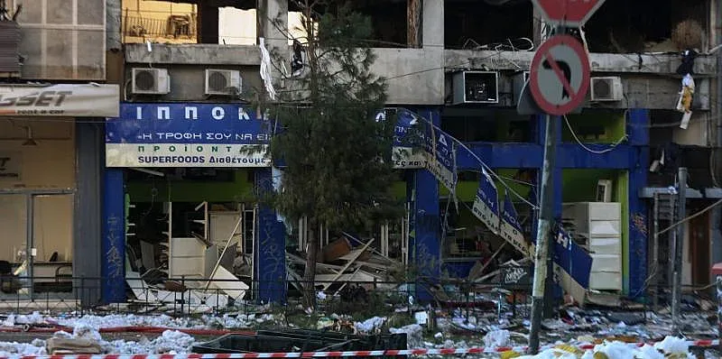 Мощен взрив разтърси Атина. Има ли пострадали?