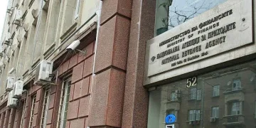 НАП стана шампион по електронни услуги. Колко спестяваме?