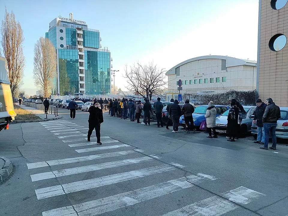 Опашки в ранни зори за Стоянка Мутафова