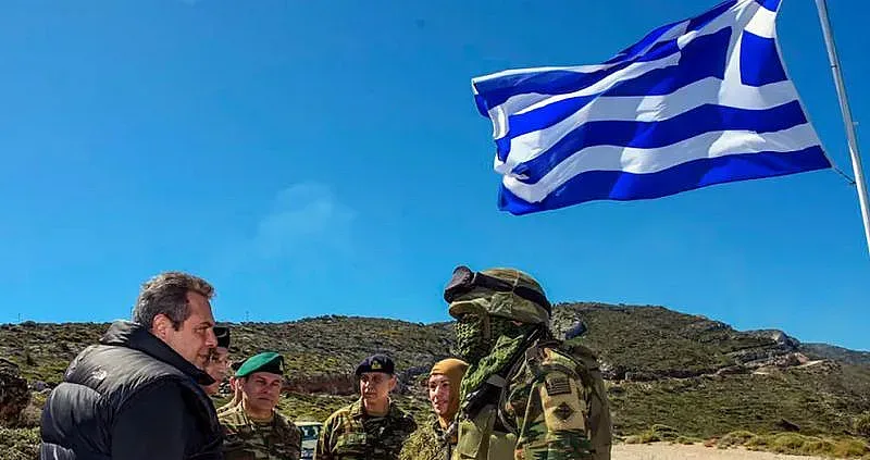 Гърция стяга военни бази. Ще участва ли в действия в Украйна?
