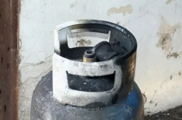 Взрив разтърси жилищен блок, жена е в болница