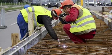 Строители чакат 278 дни да започнат работа