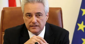 Посланикът ни в Лондон с остра позиция срещу Кремъл