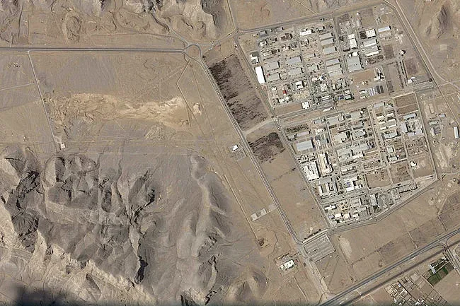 Израел с нов удар по Иран