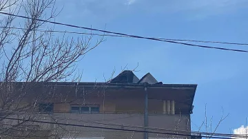 Адски вятър отнесе покрив в Лясковец