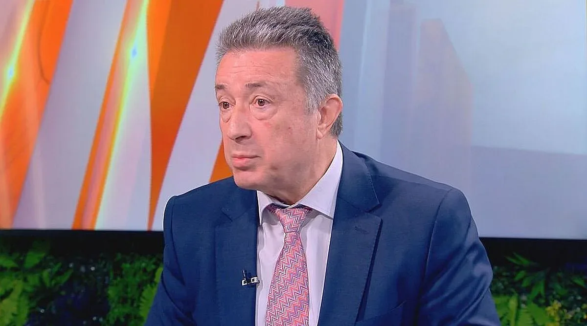 Човек на Радев в КС му даде надежда за референдум за еврото