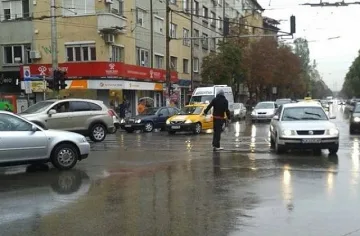 Революция! 30км/ч в центъра на София