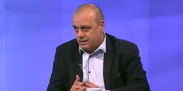 Туристическият министър с мощна подкрепа за засегнатите бизнеси