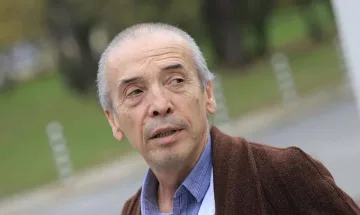 Пращат Мангъров с ултиматум при Кирил Петков