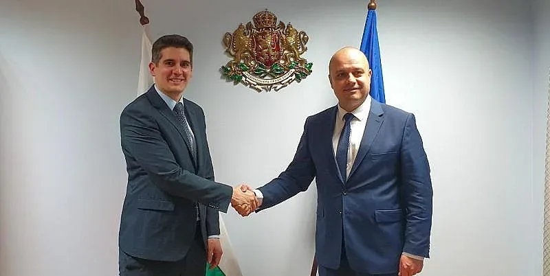 Преговарят за директни презокеански полети от София