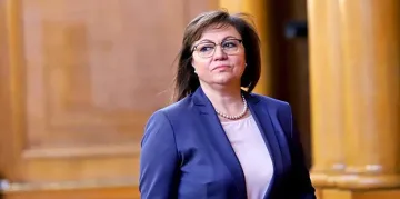 Политолог посочи кардиналната грешка на Нинова