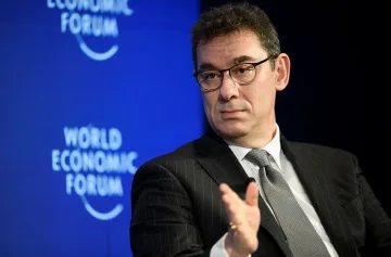 Босът на Пфайзер с ключова новина за Омикрон