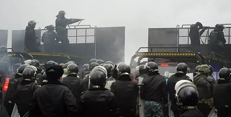 Москва настръхна. Заплашват две държави заради Казахстан