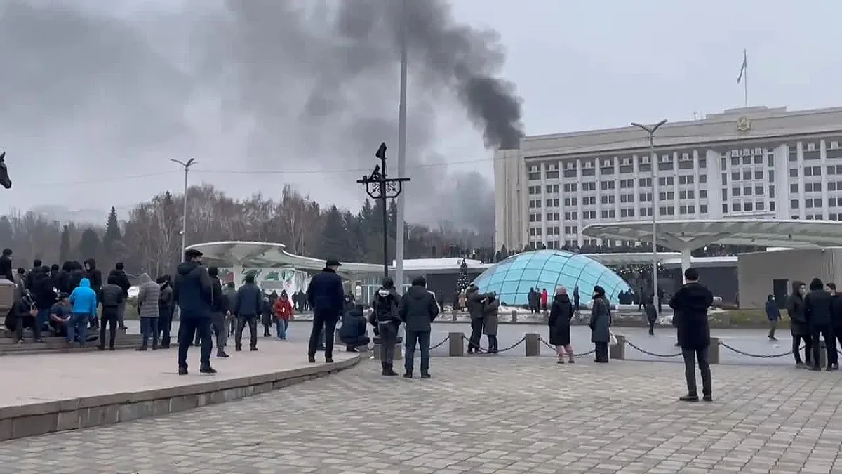 Ужас - застреляха и дете в Казахстан