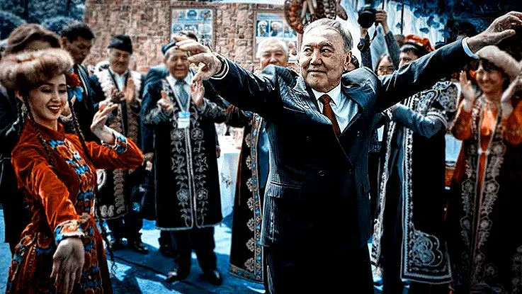 Нурсултан къта поне 100 милиарда долара