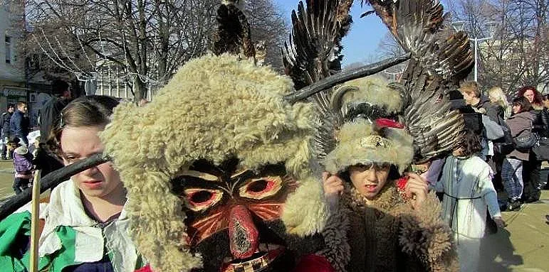 Ангел Кунчев отмени Сурва. Кукерите с резервен план